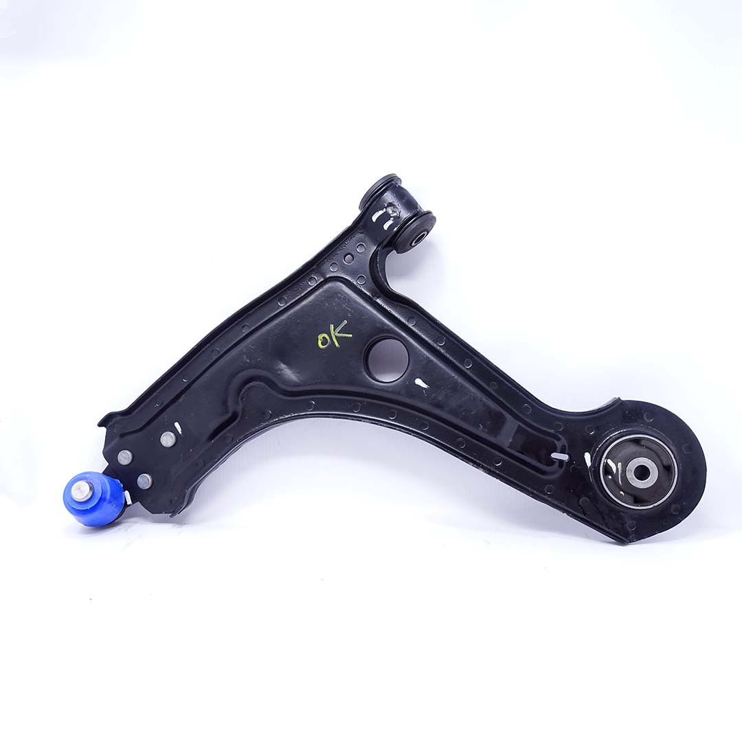 TIJERA INF. DER. CHEVROLET OPTRA